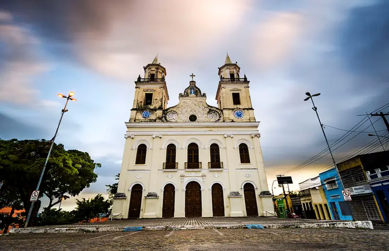 Fachada da Catedral Basílica de Nossa Senhora das Neves, em João Pessoa, Paraíba