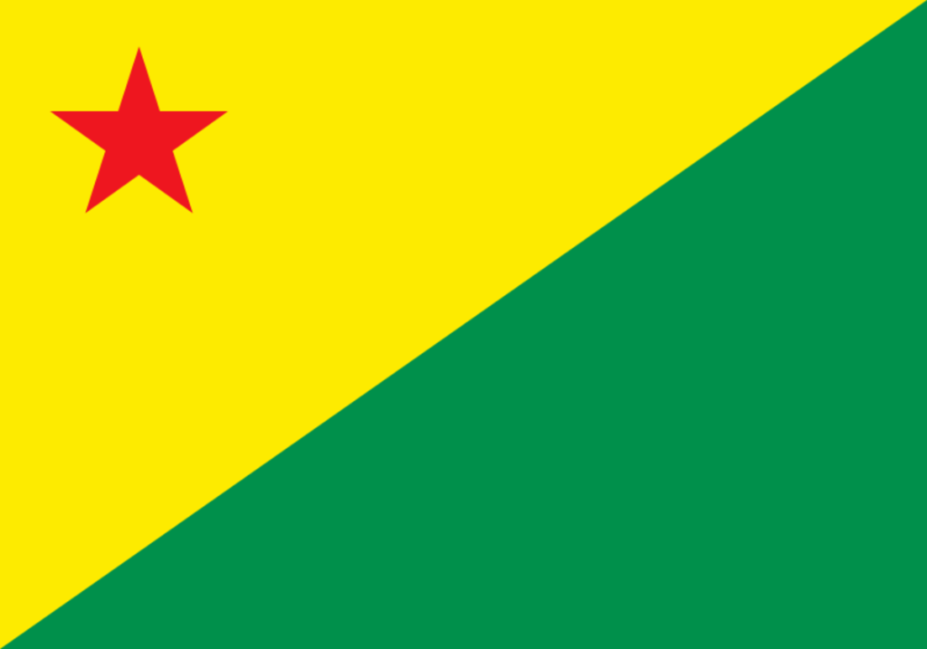Bandeira do estado do Acre com estrela vermelha sobre fundo amarelo e verde. Por E2m, Domínio público, via Wikimedia Commons
