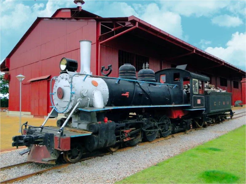 Locomotiva a vapor em exposição no Museu da Estrada de Ferro Madeira-Mamoré em Porto Velho