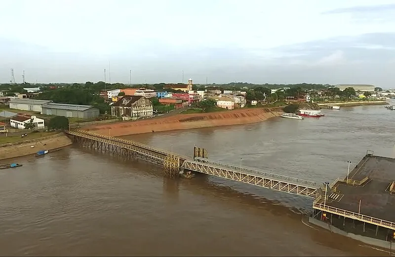 Vista do Porto de Itacoatiara e da cidade às margens do Rio Amazonas