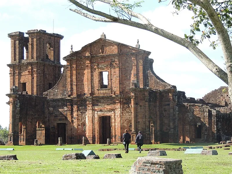 Ruínas da antiga missão jesuítica de São Miguel das Missões no Rio Grande do Sul