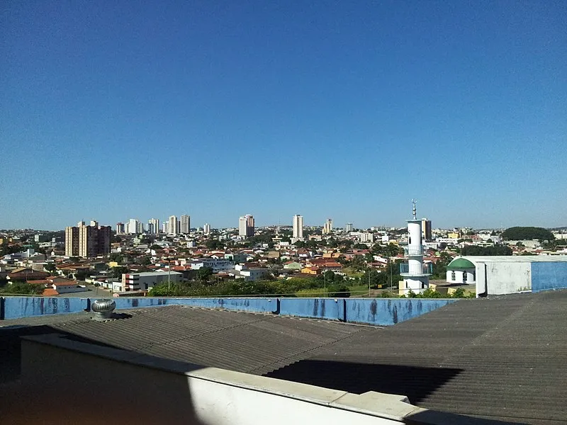 Vista da cidade de Anápolis a partir da Escola Municipal João Luiz de Oliveira em 2012