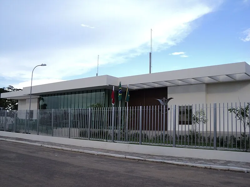 Fachada moderna do Fórum de Marabá no Pará