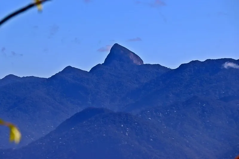 Pedra do Couto no Pico do Congonhas em Duque de Caxias, RJ