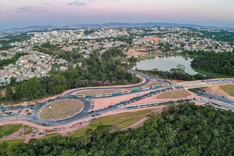 Vista aérea parcial da cidade de Contagem, em Minas Gerais