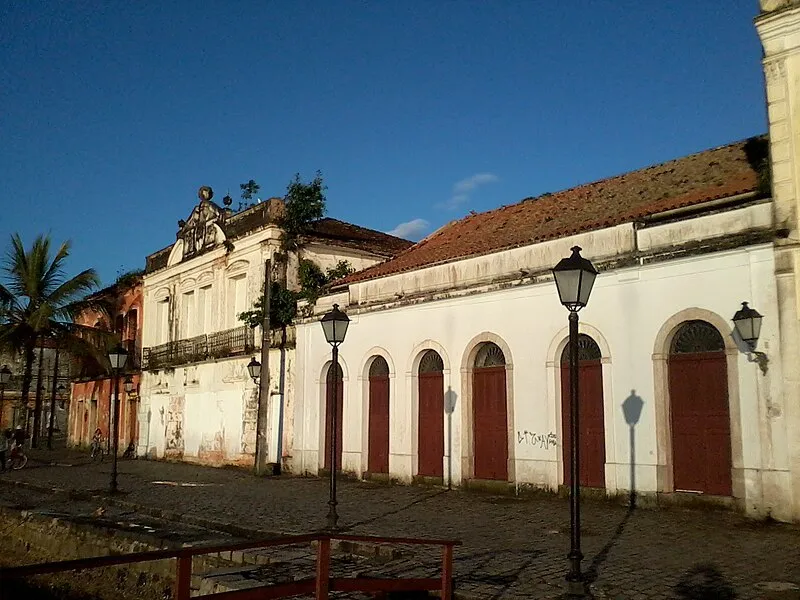 Casarões históricos no Centro Antigo de Paranaguá, Paraná