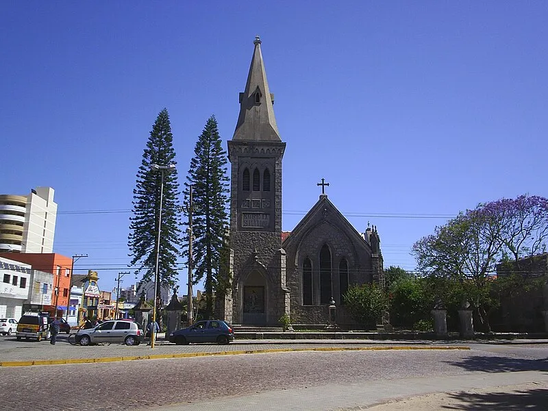 Igreja Anglicana de Rio Grande RS com arquitetura histórica e torre em destaque