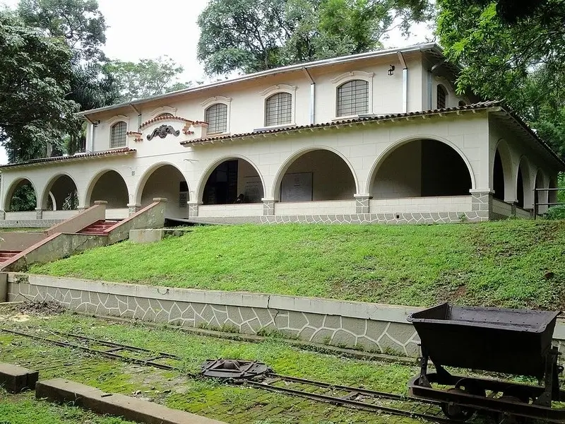 Fachada do Museu do Café de Ribeirão Preto, patrimônio histórico ligado à cultura cafeeira paulista